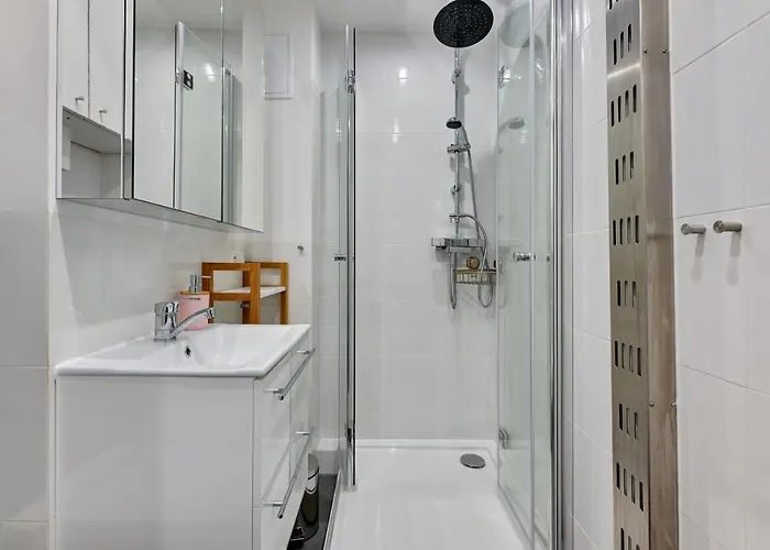 Milton By The Sea - Baltica Apartment